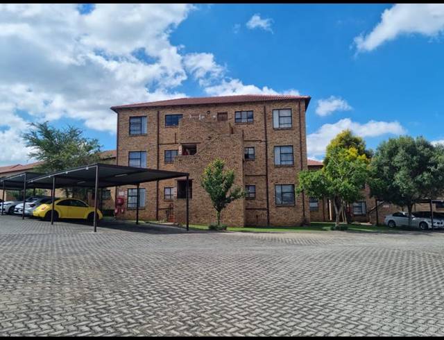 2 BEDROOM PROPERTY TO RENT IN WELTEVREDEN PARK